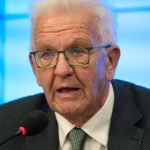 Zugunglück: Kretschmann zeigt sich erschüttert von Zugunglück