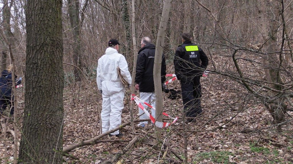Ungeklärter Kriminalfall: Oberschenkel-Fund in Park - Fall bei "Aktenzeichen XY"