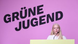 Parteinachwuchs: Grüne-Jugend-Chefin Nietzard geht – und rechnet ab