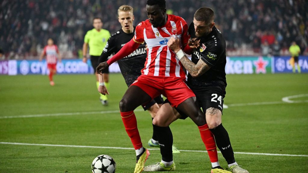 Fußball-Bundesliga: Verletzter VfB-Rückkehrer: Was wird aus Silas?
