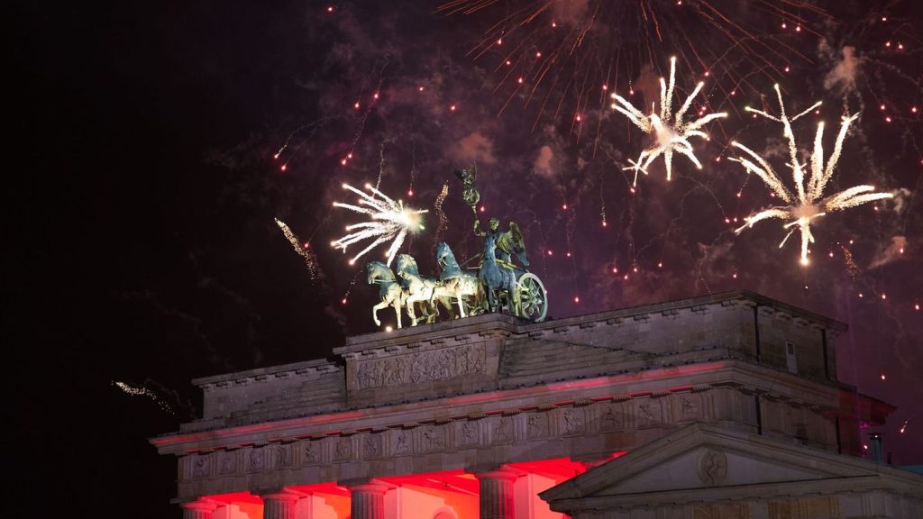 Jahreswechsel: Spranger: Absage von Silvesterparty überdenken