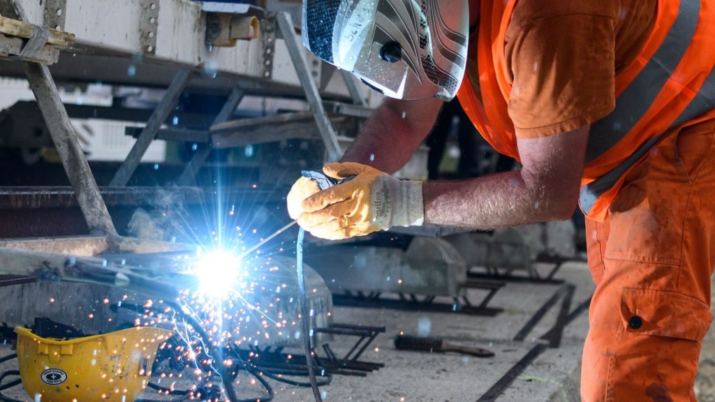 Arbeitsmarkt: Mehr Arbeitslose in Hessen