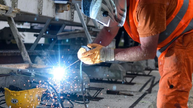 Arbeitsmarkt: Mehr Arbeitslose in Hessen