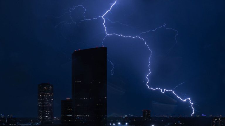 Naturphänomen: WMO verzeichnet Mega-Blitz von 829 Kilometern Länge