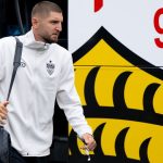 Fußball-Bundesliga: Wechselgerüchte: VfB-Profis Chabot und Demirovic äußern sich
