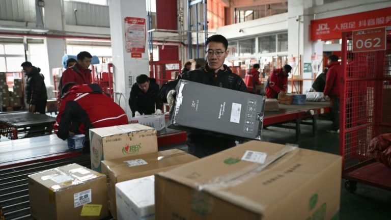 Vereinbarung: Chinesischer Internetriese JD will Mediamarkt und Saturn übernehmen