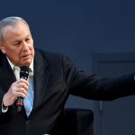 In Berlin gefeiert: Trauer um Theaterregisseur Robert Wilson