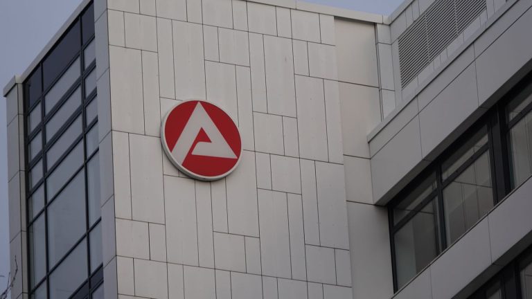 Arbeitsmarkt: Zahl der Arbeitslosen in NRW gestiegen: "Saisonüblich"