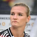 Ex-Nationalspielerin: Equal Pay im Fußball? Alexandra Popp "kann es nicht mehr hören"