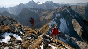 Unglück in den Alpen: Deutscher Wanderer stürzt vor Augen seiner Begleiter in den Tod