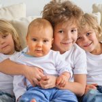 Geburten: Babys: Ob es ein Junge wird oder ein Mädchen, ist nicht nur Zufall
