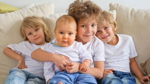 Geburten: Babys: Ob es ein Junge wird oder ein Mädchen, ist nicht nur Zufall