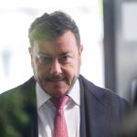 Durchsuchung in Tirol: Wie Benko Luxusuhren, Diamantringe und 120.000 Euro Bargeld versteckte