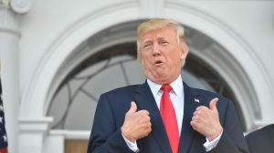 Emojis: Warum der Daumen hoch nicht immer gut ankommt  👍