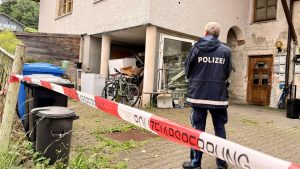 Dreifachmord in Bayern: Polizei identifiziert dritte Leiche von Zwiesel und nennt grausige Details