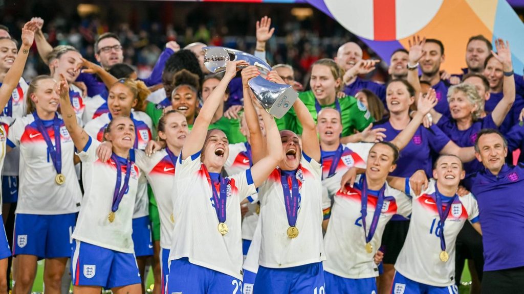 Frauen-EM: England verteidigt den Titel im Elfmeterschießen