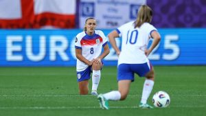 Frauen-EM: Warum Englands Fußballerinnen jetzt auf ihre Anti-Rassismus-Geste verzichten