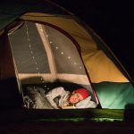 Abenteuerlust: Super-Deal für Outdoorfans: Selbstaufblasende Isomatte bei Amazon stark reduziert