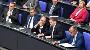 Forsa-Umfrage: Deutsche geben dem neuen Kabinett mäßige Noten – nur einer ragt heraus