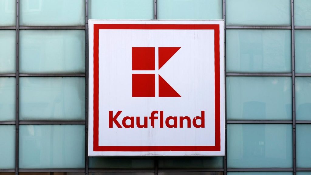 Eventuell Hepatitis-Erreger: Diese Beerenmischung ruft Kaufland zurück