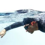 Training mit Musik: Wasserdichte Kopfhörer: Diese Modelle liefern den Sound zum Schwimmen