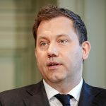 Vizekanzler: Lars Klingbeil fordert Wiederholung der Richterwahl von Brosius-Gersdorf