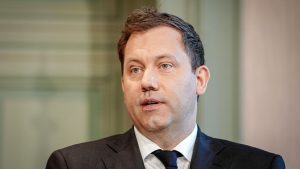 Vizekanzler: Lars Klingbeil fordert Wiederholung der Richterwahl von Brosius-Gersdorf