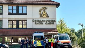 Bayern: Frau in Firma getötet – Verdächtiger wohl psychisch krank
