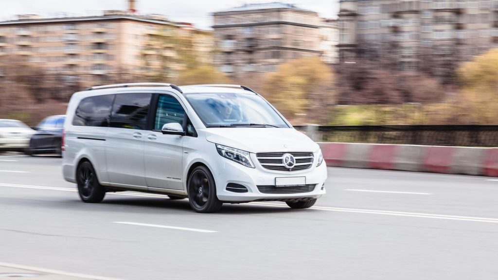Große Rückrufaktion: Warum Sie Ihren Viano oder Vito von Mercedes jetzt besser stehen lassen