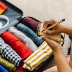 Koffer packen: Packliste für den Sommerurlaub: Das sollte in Ihrem Gepäck nicht fehlen