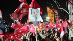 Türkei: Tausende protestieren für abgesetzten Istanbuler Bürgermeister