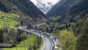 Maßnahme gegen Stau: "Schnauze voll" – Schweiz droht mit Gebühren fürs Durchfahren