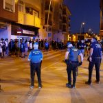 Spanien: Ultrarechte rufen zu "Jagd auf Migranten" auf – Ausschreitungen mit Polizei