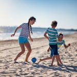 10 Ideen: Strandspiele: Diese Spiele trotzen Wind, Wellen und Sand