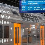 Gefährlicher Leichtsinn: Für Selfie auf Zug geklettert: Mann bekommt Stromschlag