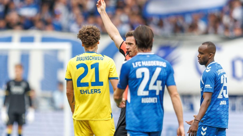 2. Fußball-Bundesliga: Braunschweiger Ehlers nach Roter Karte zwei Spiele gesperrt