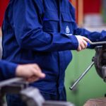 Arbeitsmarkt: Weniger neue Auszubildende in Metall- und Elektroindustrie