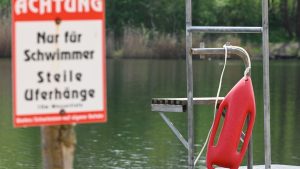 Rettungsschwimmer: Deutlich weniger Badetote bisher in Sachsen-Anhalt