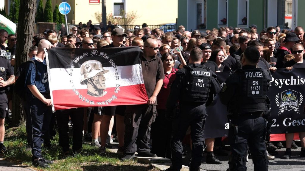 CSD in Bautzen: Landkreis Bautzen beschränkt Versammlungsrecht zum CSD