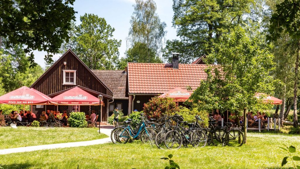 Weniger Bürger, andere Sitten: Einkehr auf dem Land schwieriger - Dorfgasthäuser schließen