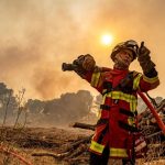 Feuerwehr kämpft weiter: Größter Brand seit Jahrzehnten in Frankreich unter Kontrolle