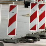 Autobahn: Warnbaken-Fuß auf Autobahn - elf Autos abgeschleppt