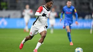 Vorbereitung: Eintracht mit Sieg und Niederlage bei Fulham