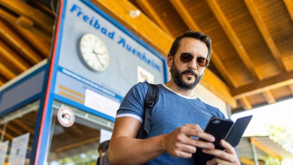 Stress in der Freizeit: In dieses Freibad kommt man nur mit Buchung und Kreditkarte