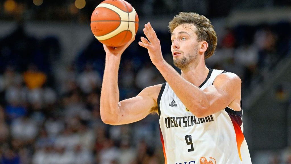 Vor der Basketball-EM: Schröder zurück: Basketballer gewinnen auch zweiten EM-Test