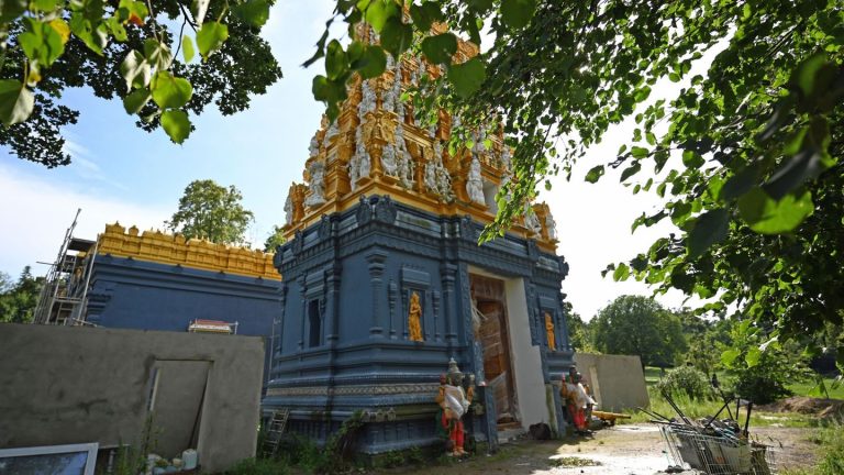 Gotteshaus: Hindu-Tempel soll im Oktober fertig sein
