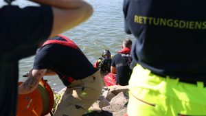 Notfall in Köln: Suchaktion nach vermisster Person im Rhein eingestellt