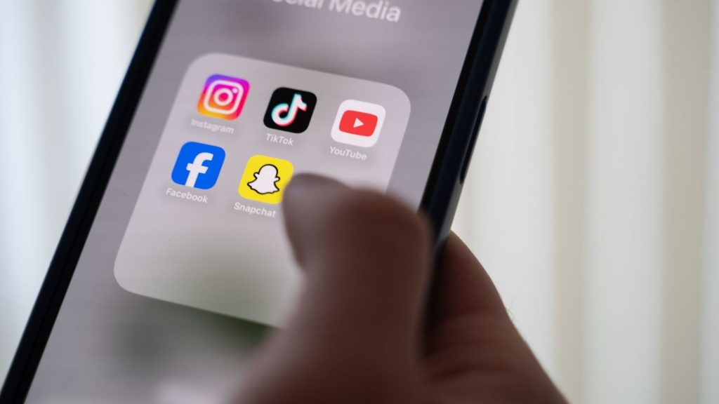 Bundestag im Internet: Bundestag will ran an die "digitale Theke" Tiktok