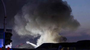 Keine Verletzten: Brand im Stadthafen - Bevölkerung per App gewarnt