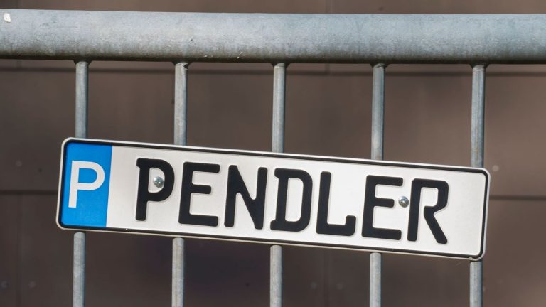 Weg zur Arbeit: Im Kreis Darmstadt-Dieburg leben die meisten Pendler